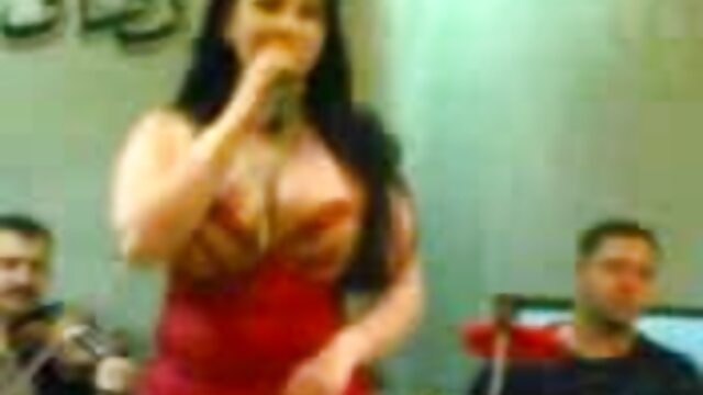 Pornografia sensual sem registo.  Lexi vídeo pornô japonês grátis Lane - as suas Mamas grandes sufocadas por aço